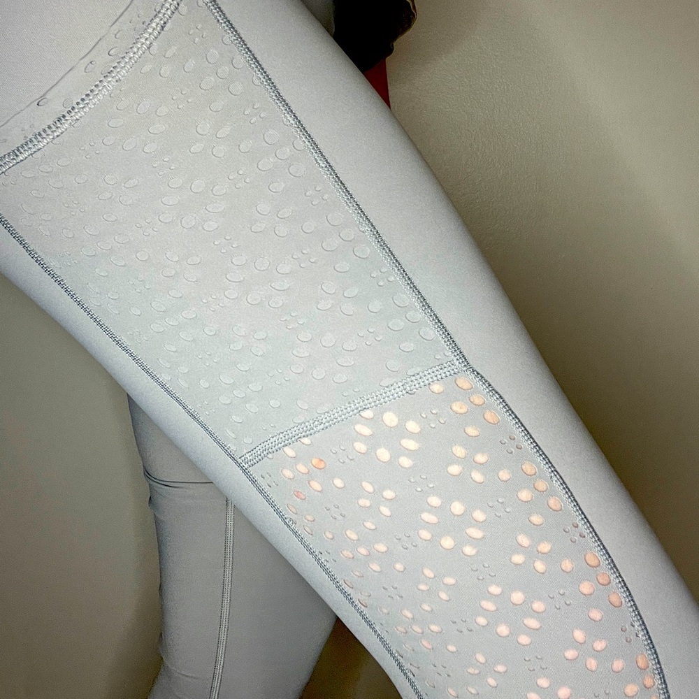 Aerie Flower Floral Dicut Pocket Leggings Gray